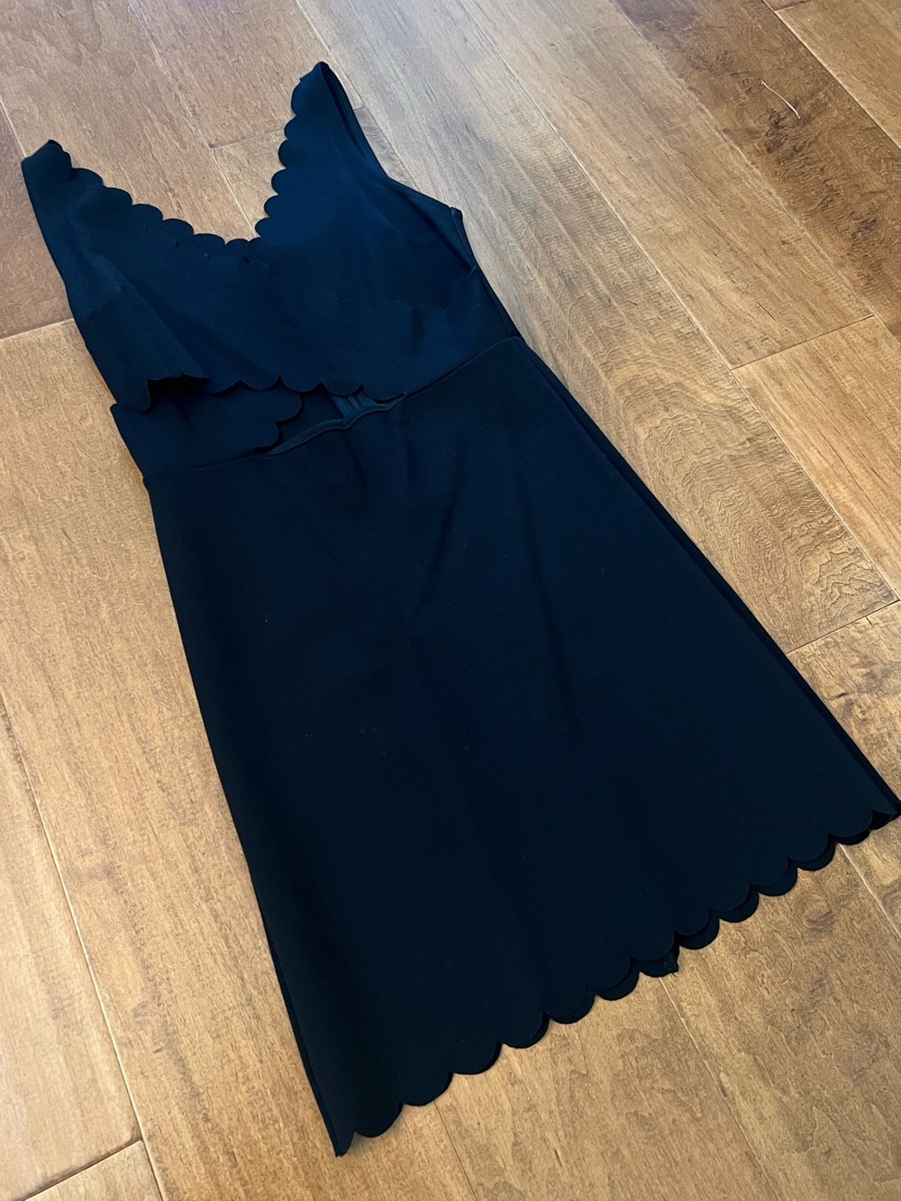 Topshop Black Bodycon Dress with Scallop and Cut-Out Detailing - Size 6 (EUC)